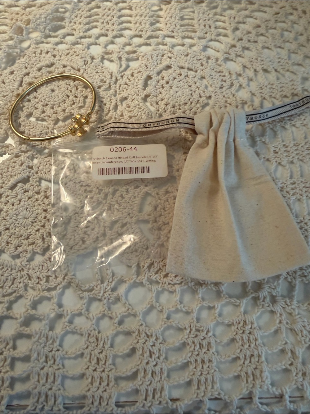 Tory Burch Eleanor Hinged Cuff Bracelet – Tory Gold Double T Logo - Picture 5 of 5